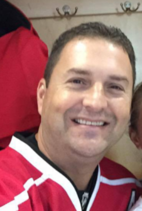 Jeff Robbins is a creepy timewaster