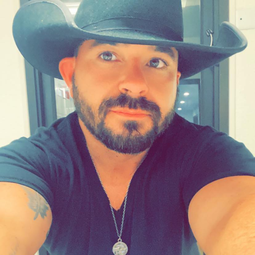 Weldon Scott Owens steals from escorts