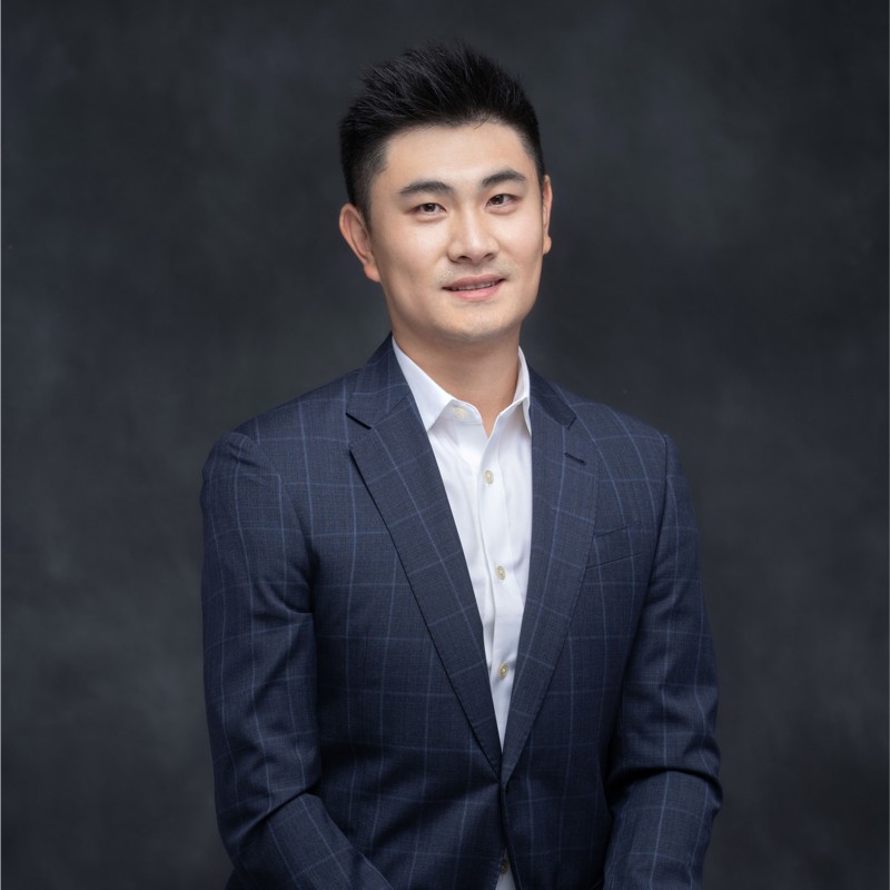 Kai Huang crosses escorts’ boundaries